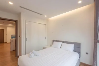 Royal Serviced apartment Vinhomes Metropolis – Photos 4