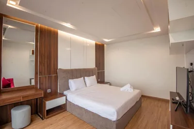 Royal Serviced apartment Vinhomes Metropolis – Photos 11